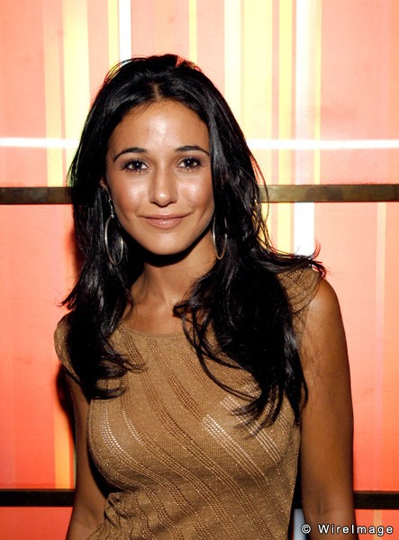 Emmanuelle Chriqui Fotoğrafı