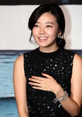 Kyung-eun Lee fotoğrafı