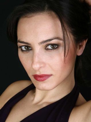 Ayça Bingöl Fotoğrafı