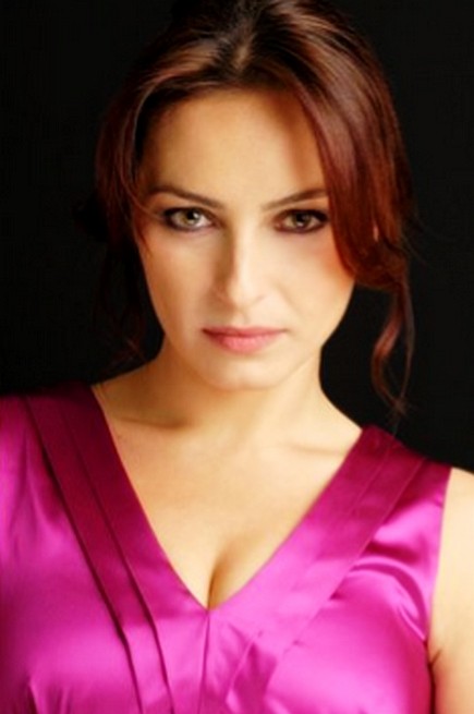 Ayça Bingöl Fotoğrafı