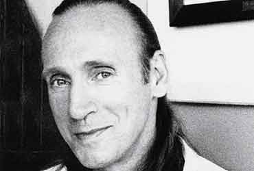 Gregory David Roberts fotoğrafı