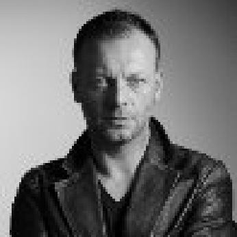 Hugo Speer fotoğrafı