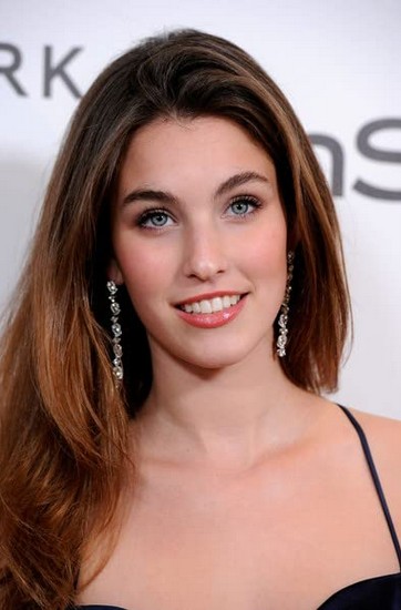 Rainey Qualley fotoğrafı