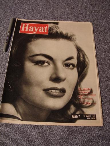 Anne Heywood fotoğrafı