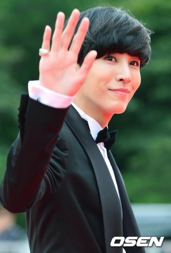 No Min-woo Fotoğrafı