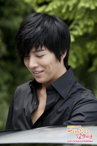 No Min-woo Fotoğrafı