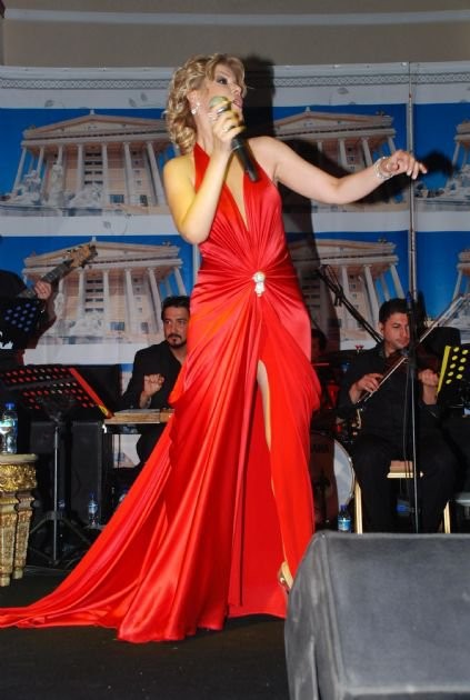 Gülben Ergen Fotoğrafı