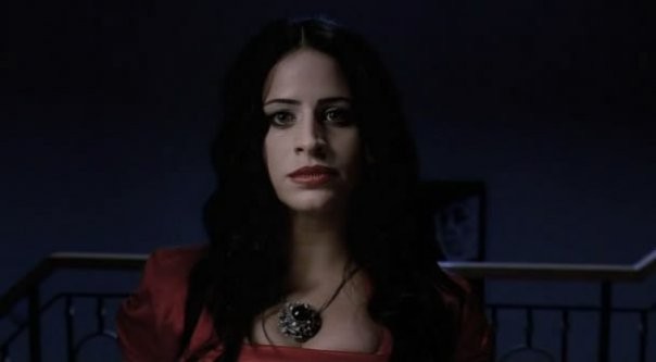 Büşra Pekin Fotoğrafı