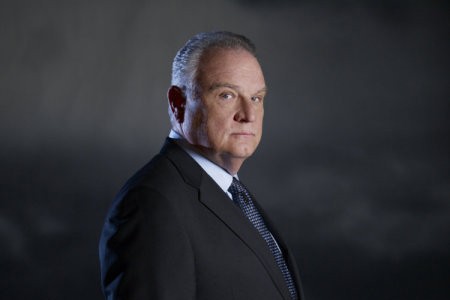 Bill Smitrovich fotoğrafı