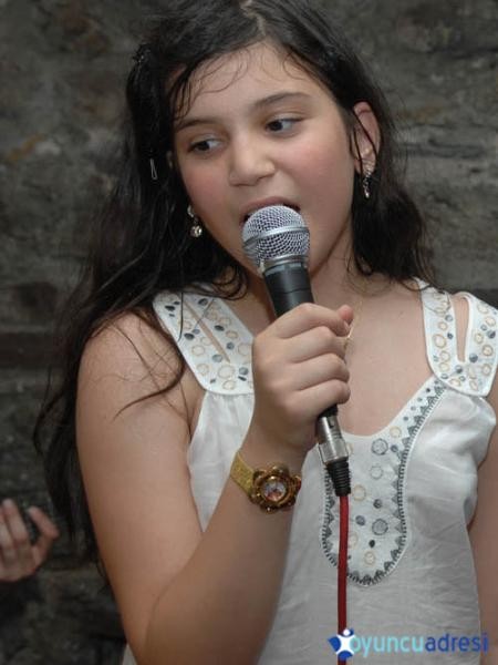 Feyza Civelek fotoğrafı