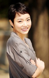 Lee Ah-lee fotoğrafı