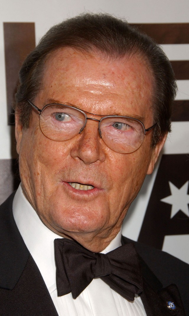 Roger Moore Fotoğrafı