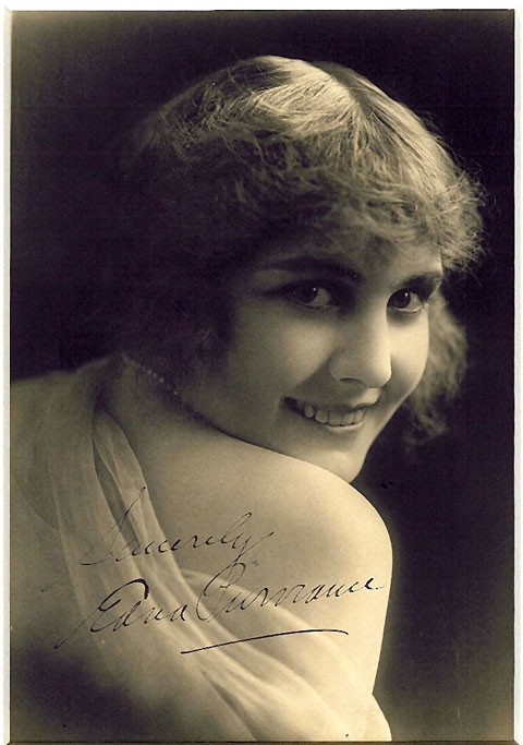 Edna Purviance fotoğrafı