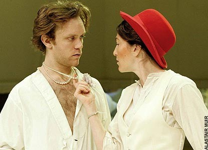 Sam Troughton Fotoğrafı