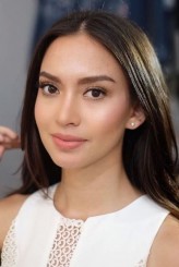 Karina Nadila fotoğrafı