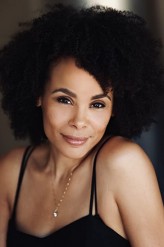 Monique Straw fotoğrafı