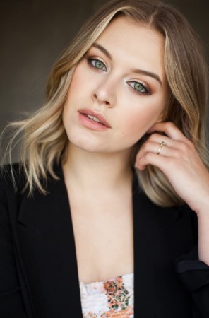 Tiera Skovbye Fotoğrafı