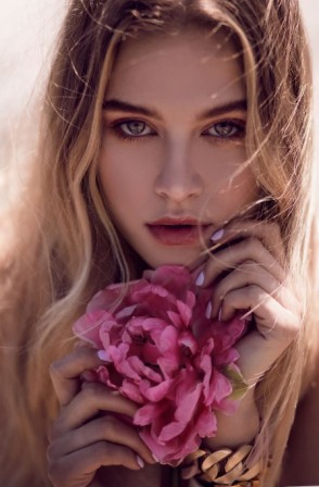 Tiera Skovbye Fotoğrafı