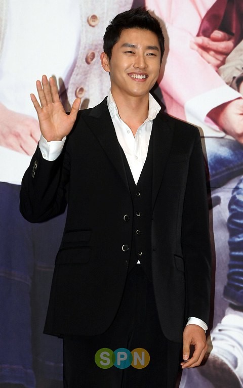 Seo Hyun-woo Fotoğrafı