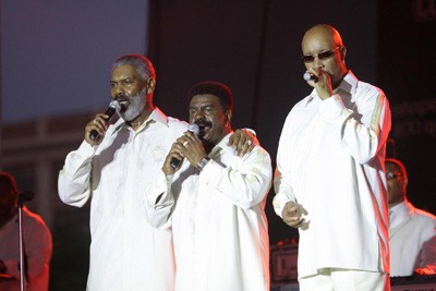 The Whispers Fotoğrafı