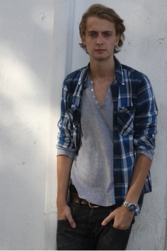 Nicholas Horton fotoğrafı