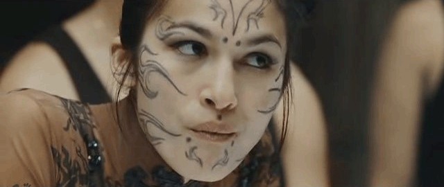 Élodie Yung Fotoğrafı