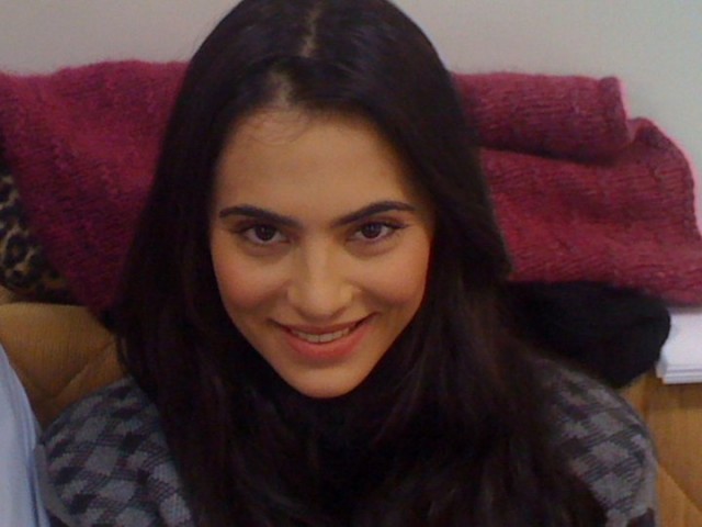 Özge Elif Yeşilyurt Fotoğrafı