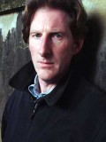 Adrian Dunbar fotoğrafı
