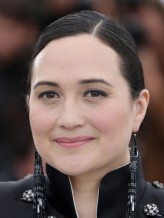 Lily Gladstone fotoğrafı
