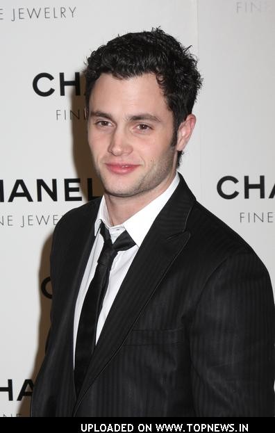Penn Badgley fotoğrafı