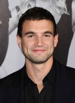 Alex Russell Fotoğrafı