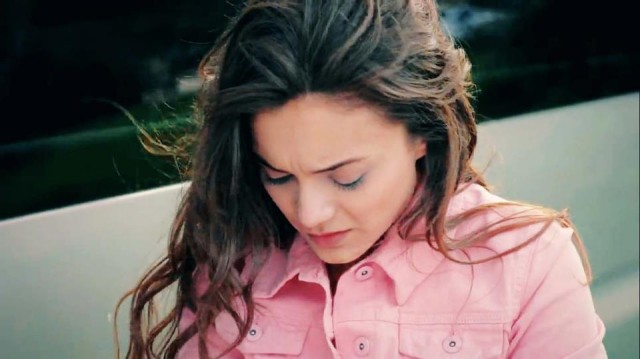 Damla Sönmez Fotoğrafı