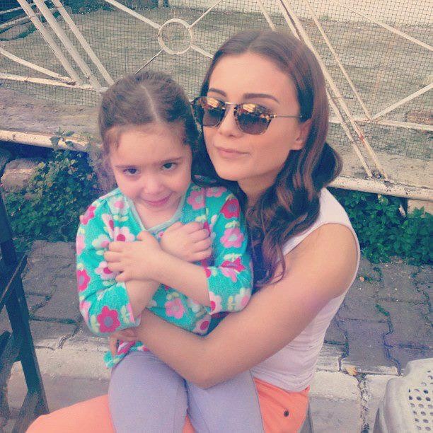 Damla Sönmez Fotoğrafı