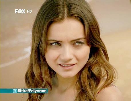 Damla Sönmez Fotoğrafı