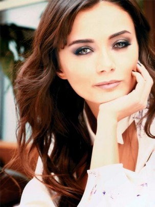 Damla Sönmez Fotoğrafı