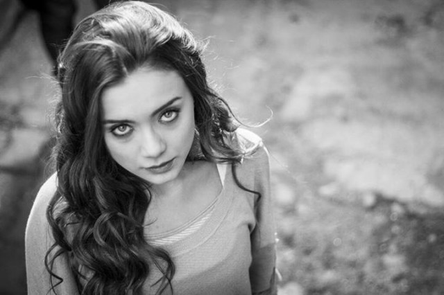 Damla Sönmez Fotoğrafı