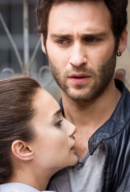 Damla Sönmez Fotoğrafı