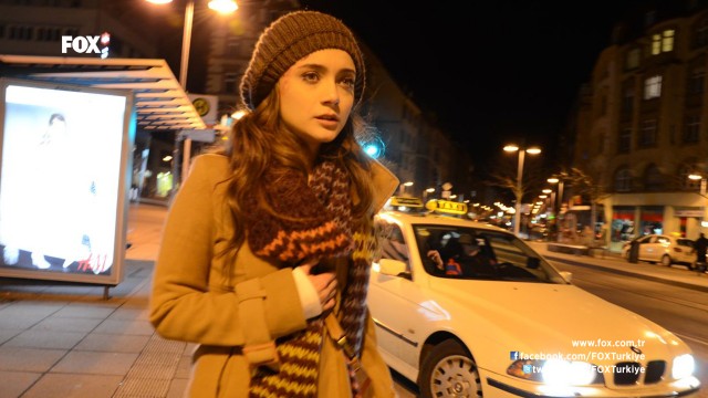 Damla Sönmez Fotoğrafı