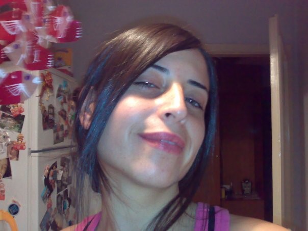 Deniz Sarıbaş fotoğrafı