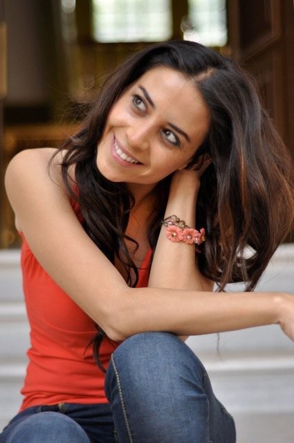 Deniz Sarıbaş Fotoğrafı