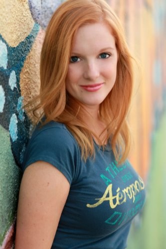 Laura Hunter fotoğrafı