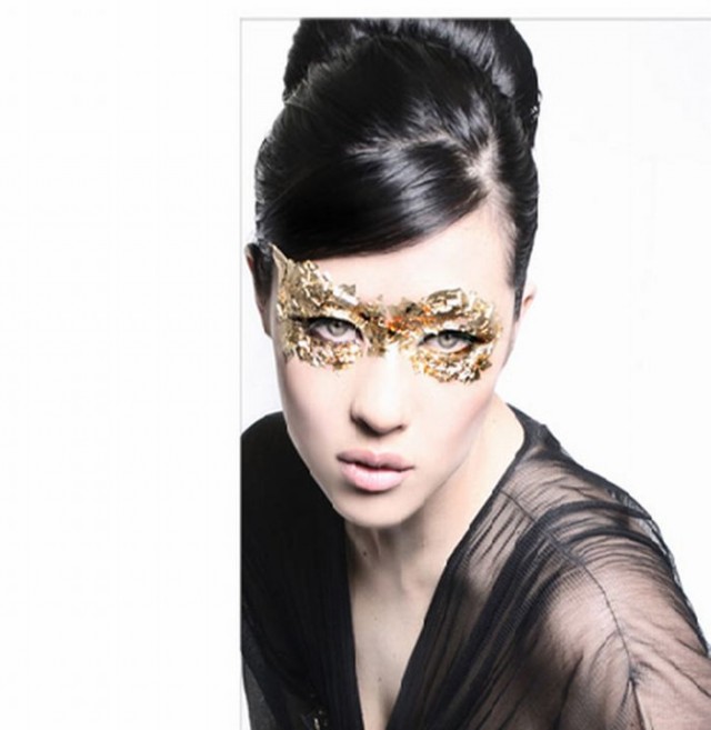 Mylène Jampanoï Fotoğrafı