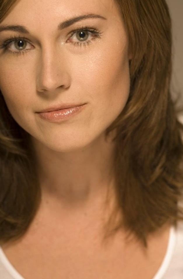 Nikki Deloach fotoğrafı