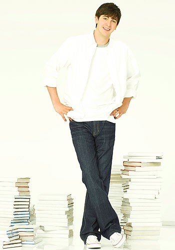 Nicholas Braun fotoğrafı