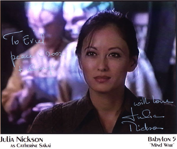 Julia Nickson fotoğrafı