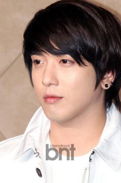 Jung Yong-Hwa Fotoğrafı