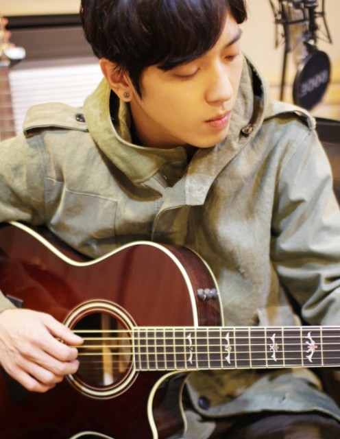 Jung Yong-Hwa Fotoğrafı