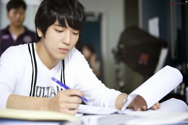 Jung Yong-Hwa Fotoğrafı