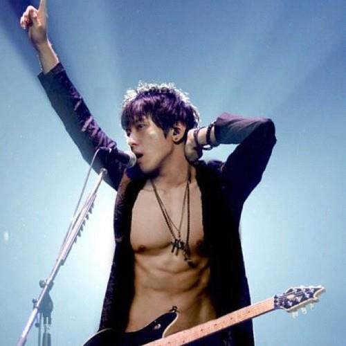 Jung Yong-Hwa Fotoğrafı