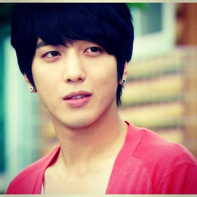 Jung Yong-Hwa Fotoğrafı